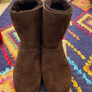 Classic Short Ugg Boots